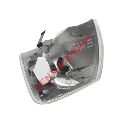 3B0953042C - SİNYAL LAMBASI SAĞ BEYAZ PASSAT 1997-2000