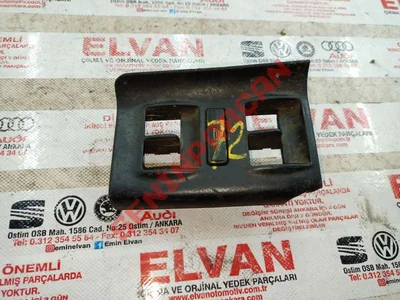 8D1959515B - DÜĞME YUVASI - Used Original