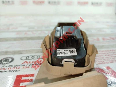 3AB857857A - DÜĞME YUVASI