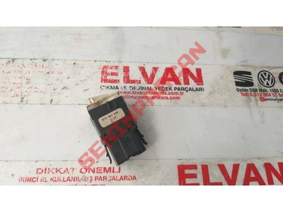 6Y0953235 - DÖRTLÜ İKAZ LAMBASININ DÜĞMESİ
