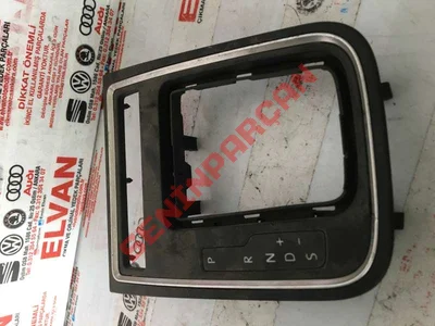 5C7713203H - VİTES KAPAĞI