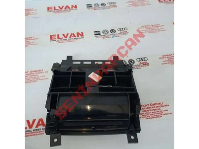 8P0857951 - MUHAFAZALI KÜLLÜK