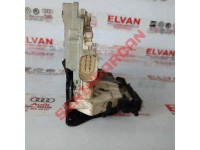 8K0839015 - KAPI KILIDI