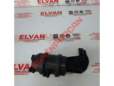 443820697A - VAKUM - Used Original