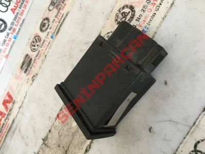 1U6959621A - ARKA CAM REZİSTANSININ - Used Original