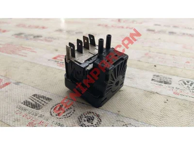 2D0959561G - ARKA SİS LAMBASI