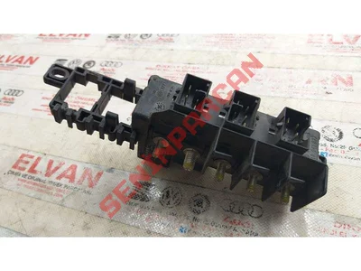 8L0941822 - SIGORTA KUTUSU