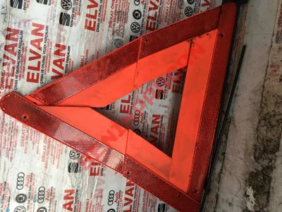 8D5860251A - UYARI ÜÇGENİ TUTUCUSU - Used Original