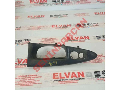 8D1867171B - TUT.KAPA.ÜST PARÇASI