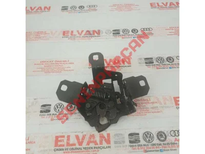 1J0823509 - KAPAK KİLİDİNİN ALT PARÇASI - Used Original