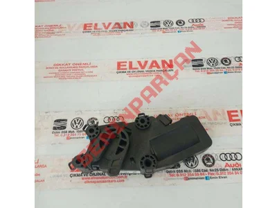 3T0827300C - MENTESEBAGAJKAPAKSOL