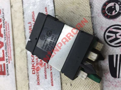 3B0963563C - KOLTUK ISITMA DÜĞMESİ