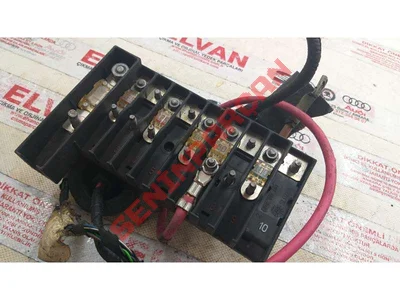 7H0937550 - SIGORTA KUTUSU - Used Original