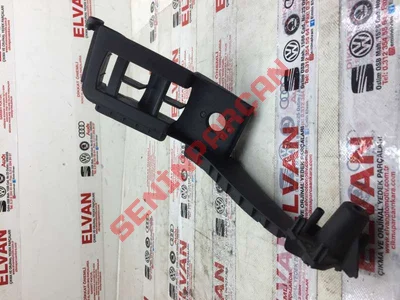 8P4959521C - DÜĞME YUVASI