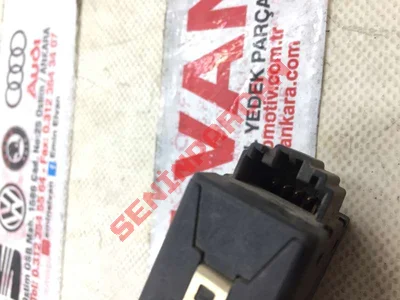 4B0919237 - ÖN YOLCU HAVA YASTIĞINI DEVRE