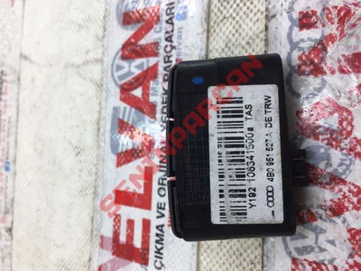 4B0951527A - RADYO VE TELEFON UZAKTAN - Used Original