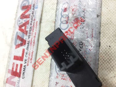 3AA953509 - İKAZ LAMBASI BASMALI TUŞU