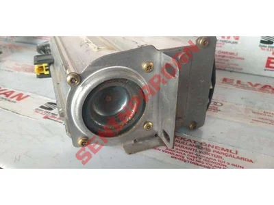 8L0880202B - HAVA YASTIĞI ÜNİ