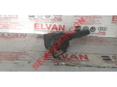 04E905110M - ATEŞLEME BUJİSİ SOKETİ OLAN - Used Original