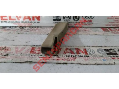 8328334R - KOLTUK AYAR PLASTİĞİ - Used Original