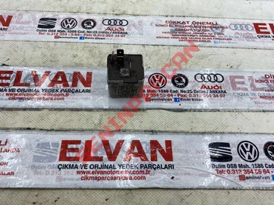 411941583B - RÖLE - Used Original