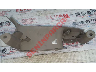 8K1867172A - TUT.KAPA.ÜST PARÇASI