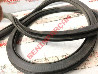 5C6867914F - İÇ KAPI FİTİLİ - Used Original