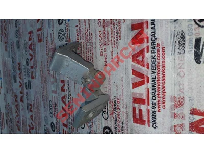 8K0831401D - KAPI MENTESESI