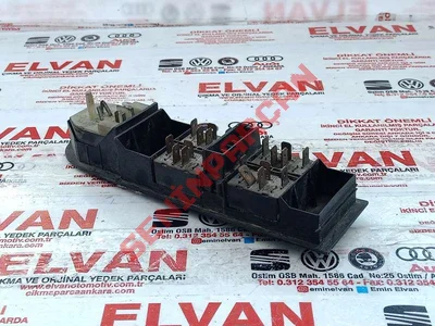 893959565 - ELEKTRİKLİ CAM OTOMATİĞİNİN DÜĞMESİ - Used Original