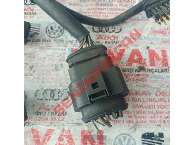 1J0973735 - KABLO SOKETI