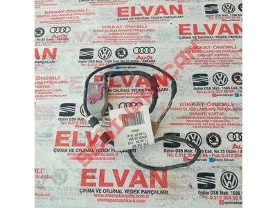 8P4971693S - KAPI KAPLAMASI - Used Original