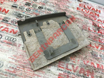 7L6867655 - BAKIM KAPAĞI - Used Original