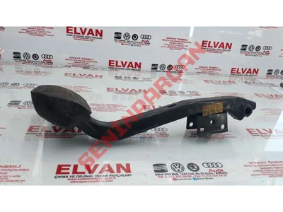 7H1273143 - PEDAL - Used Original