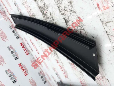 1K4837902A - KAPI CAMI ÇERÇEVESİNİN SİPERİ