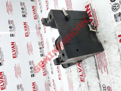 8P0863531A - MOTOR KAPUTU IZOLASY