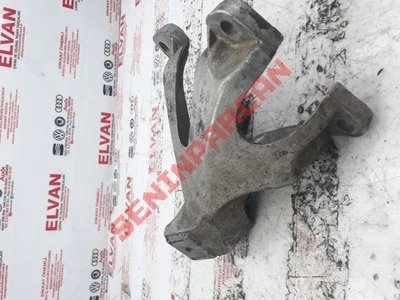 8E0199307E - BRAKET - Used Original