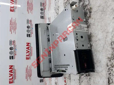 8X0035160A - ARAÇ RADYOSU STEREO-CD