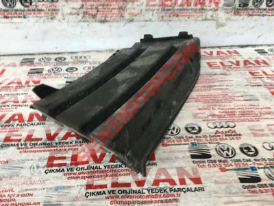 8V5807681AE - HAVA KILAVUZ IZGARASI - Used Original