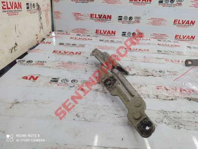 8D5827301C - KAPAK MENTEŞESİ - Used Original