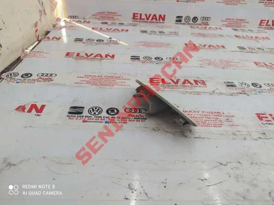 8V3955276 - KORUMA KAPAĞI