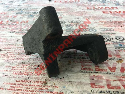 074903141 - ALTERNATÖR BRAKET - Used Original