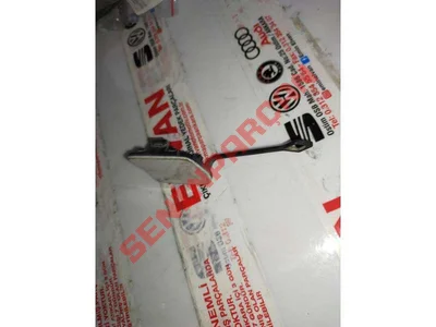 8V5807441A - ÇEKME KANCASININ KORUYUCUSU