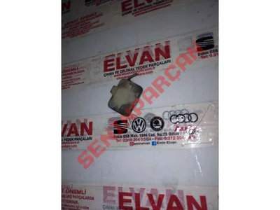 8V4807441A - ÇEKME KANCASININ KORUYUCUSU