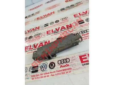 8K5035225C - ANTEN GÜÇLENDIRICISI