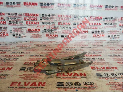 1KD823302 - KAPAK MENTEŞESI