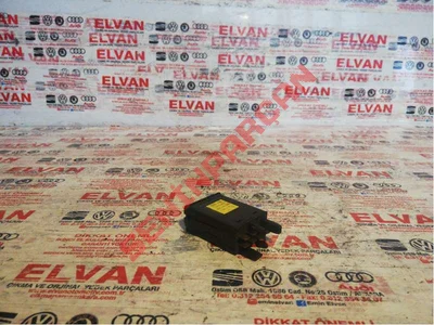 8D0941509 - SİNYAL VE UYARI LAMBASI RÖLESİ - Used Original