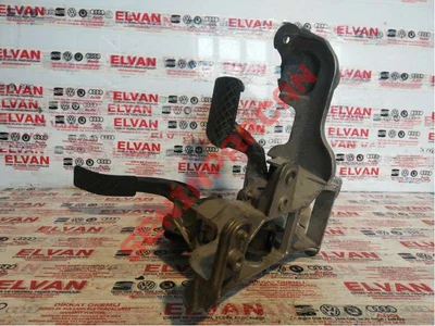 4H1723140A - FREN PEDAL KAPAGI - Used Original