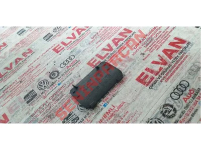 8R0807450A - ÇEKME KANCASININ KORUYUCUSU