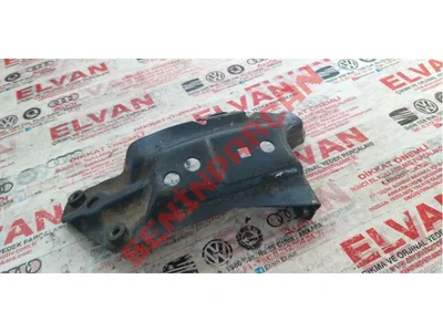 8P0821136 - CAMURLUK UC BRAKETI - Used Original