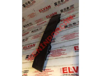 1K5839902C - KAPI CAMI ÇERÇEVESININ SIPERI